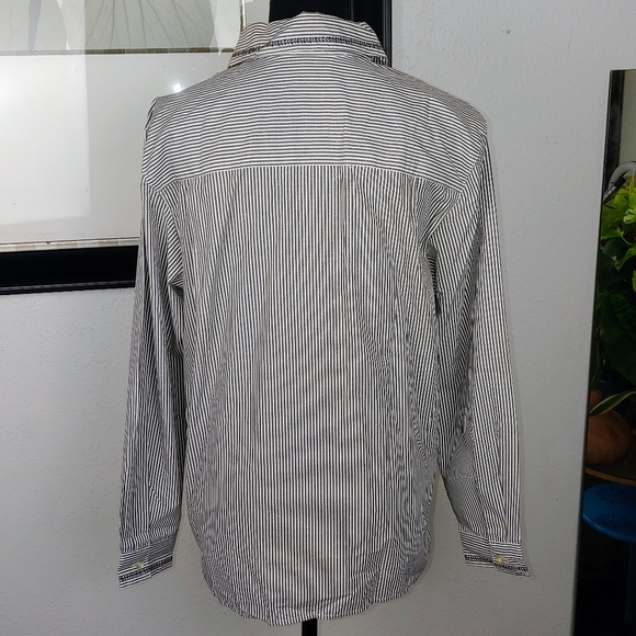 VINTAGE Pin Stripe Button Down Blouse, Size 10 - Picture 3 of 5